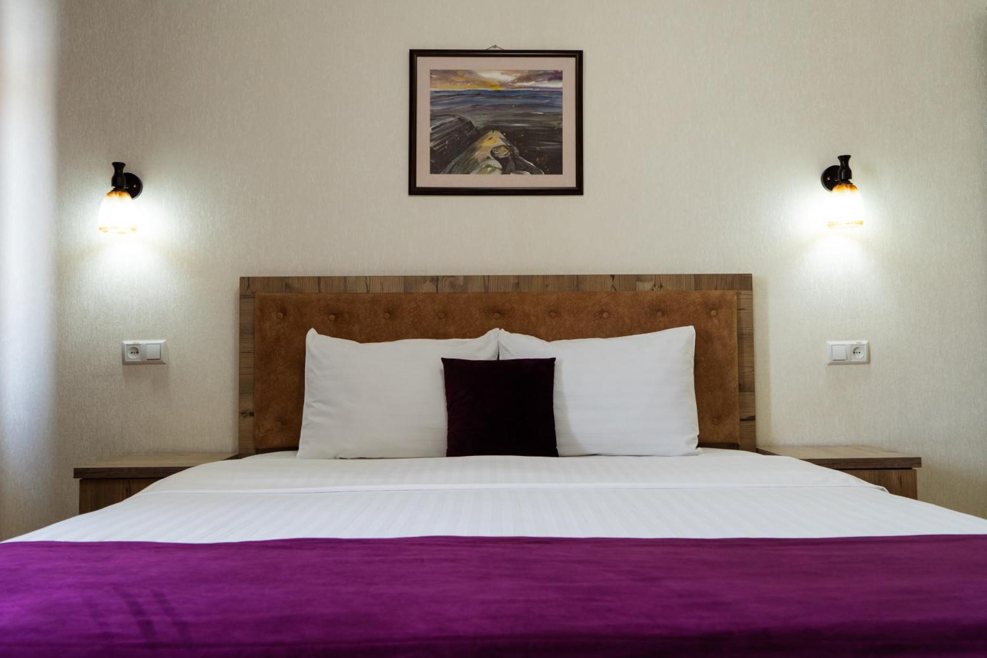 Tourist Inn Hotel Tasjkent Buitenkant foto