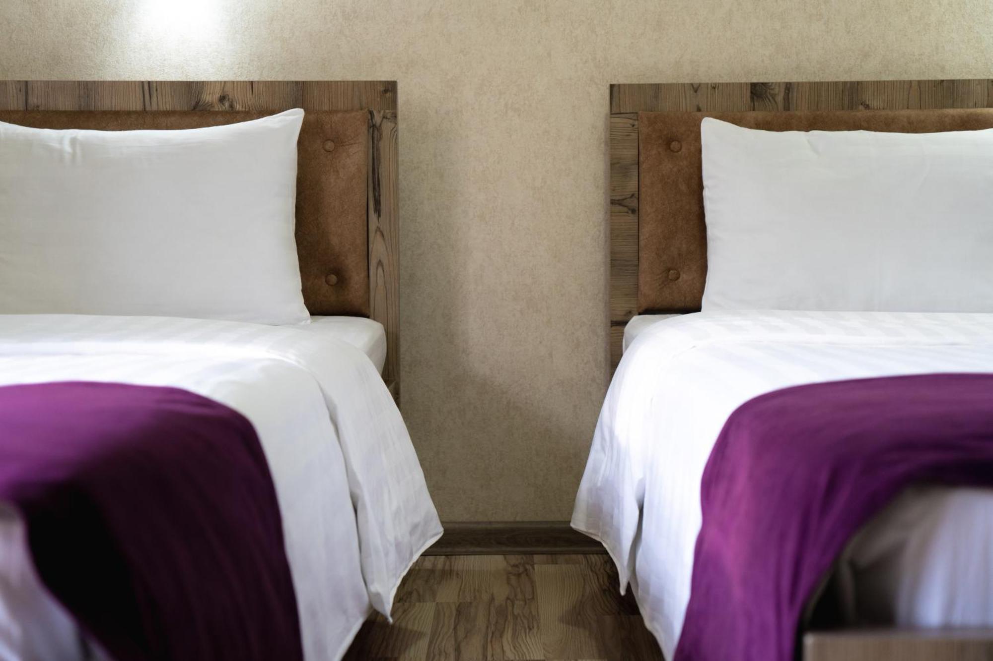 Tourist Inn Hotel Tasjkent Buitenkant foto